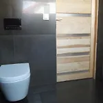 Ferienhaus Jeziorosfera. Stodola Przy Wodzie. *