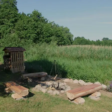 Jeziorosfera. Stodola Przy Wodzie. בית נופש