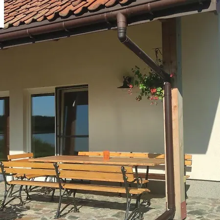 Jeziorosfera. Stodola Przy Wodzie. Mrągowo