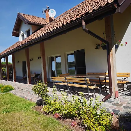 Casa de Férias Jeziorosfera. Stodola Przy Wodzie. *
